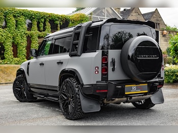 Used Land Rover Defender 2023 for sale - 77625685: Photo