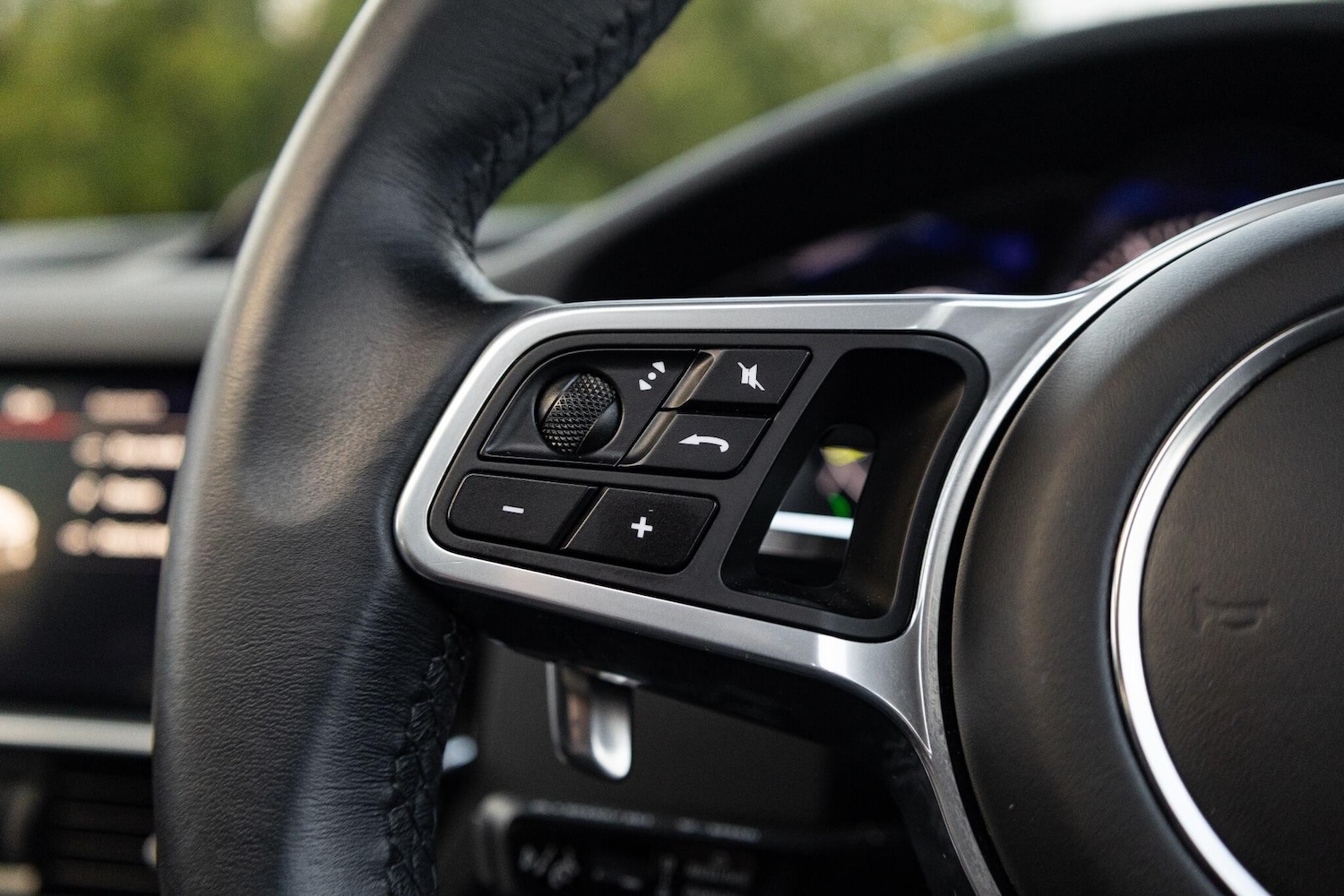 Used Porsche Cayenne 2023 for sale - 76326078: Photo 18