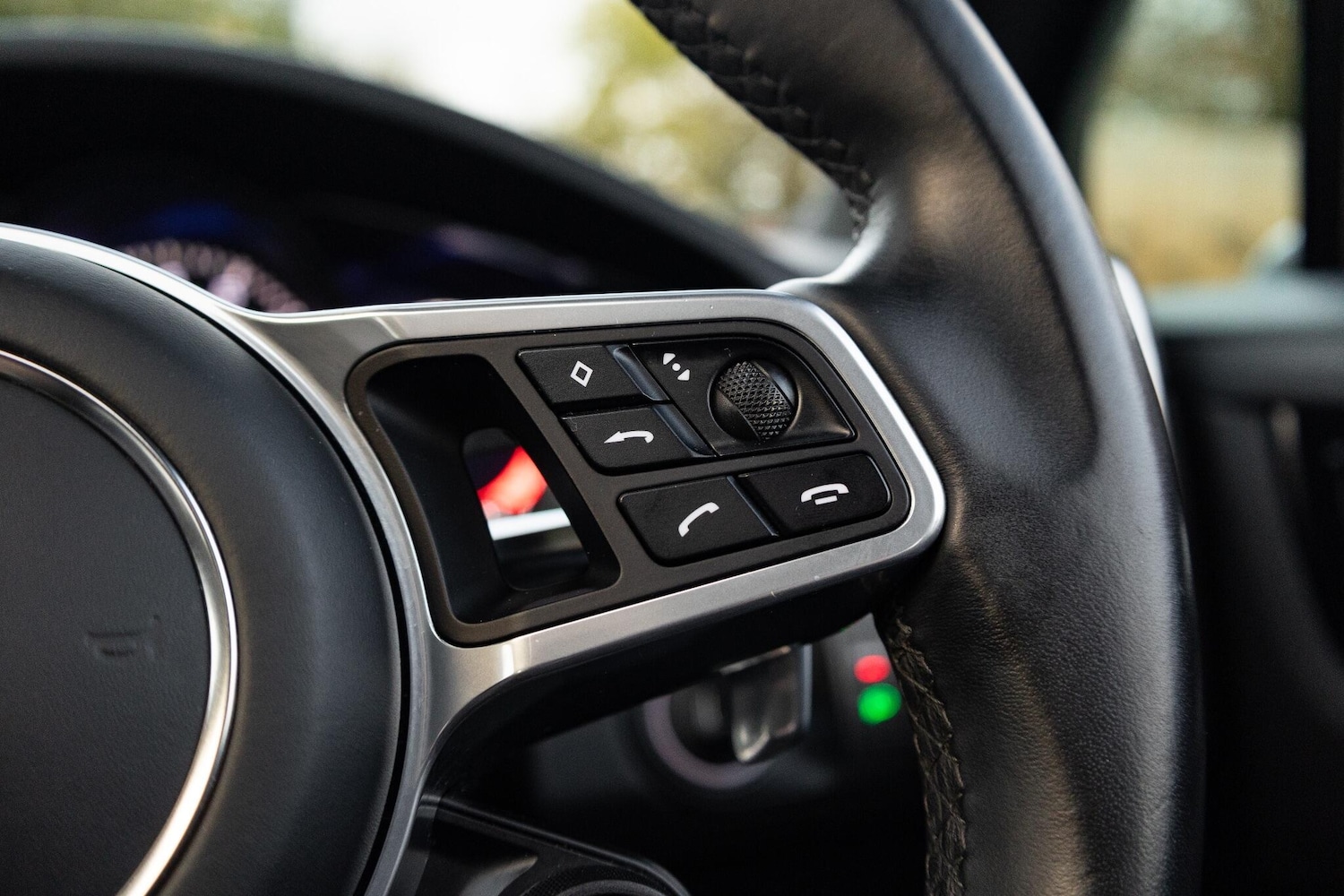 Used Porsche Cayenne 2023 for sale - 76326078: Photo 19