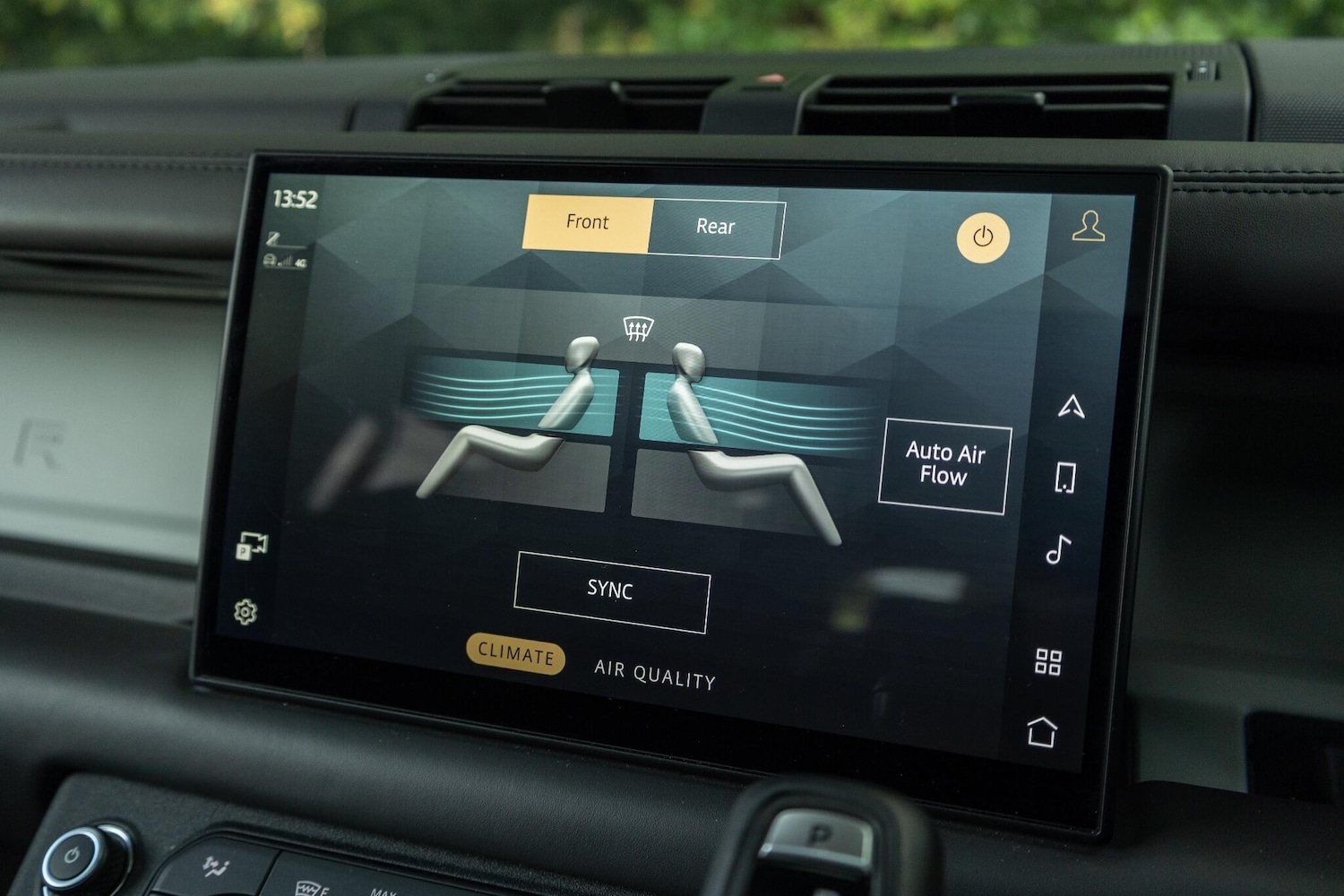 Used Land Rover Defender 2024 for sale - 76714193: Photo 20