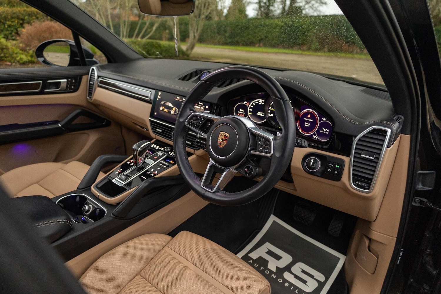 Used Porsche Cayenne 2022 for sale - 77049756: Photo 2