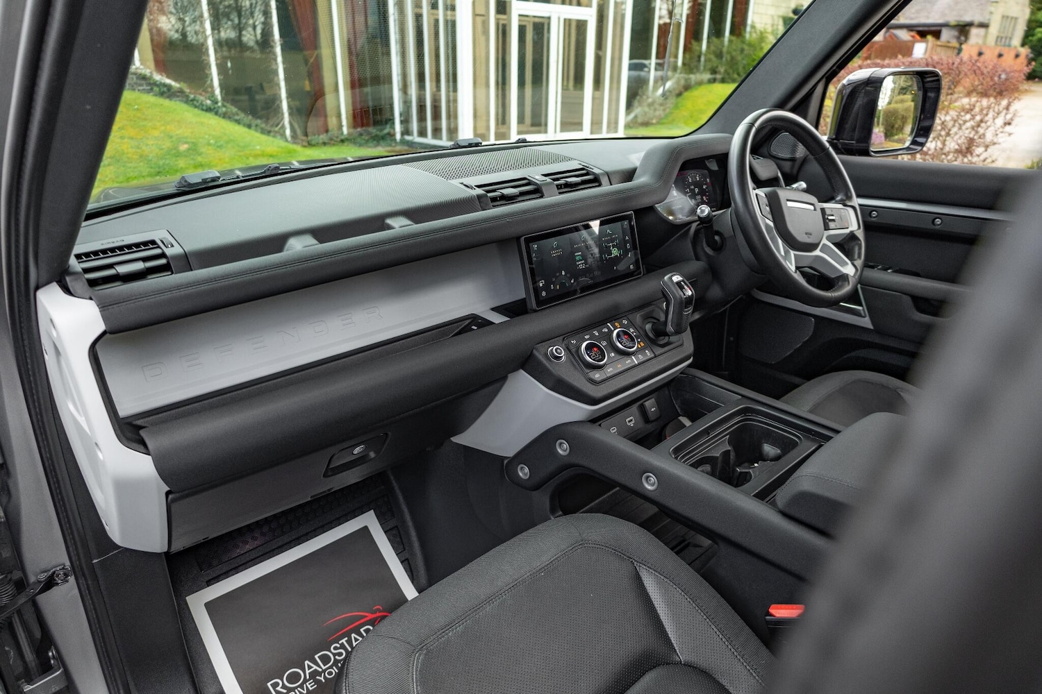 Used Land Rover Defender 110 2020 for sale - 76388223: Photo 11