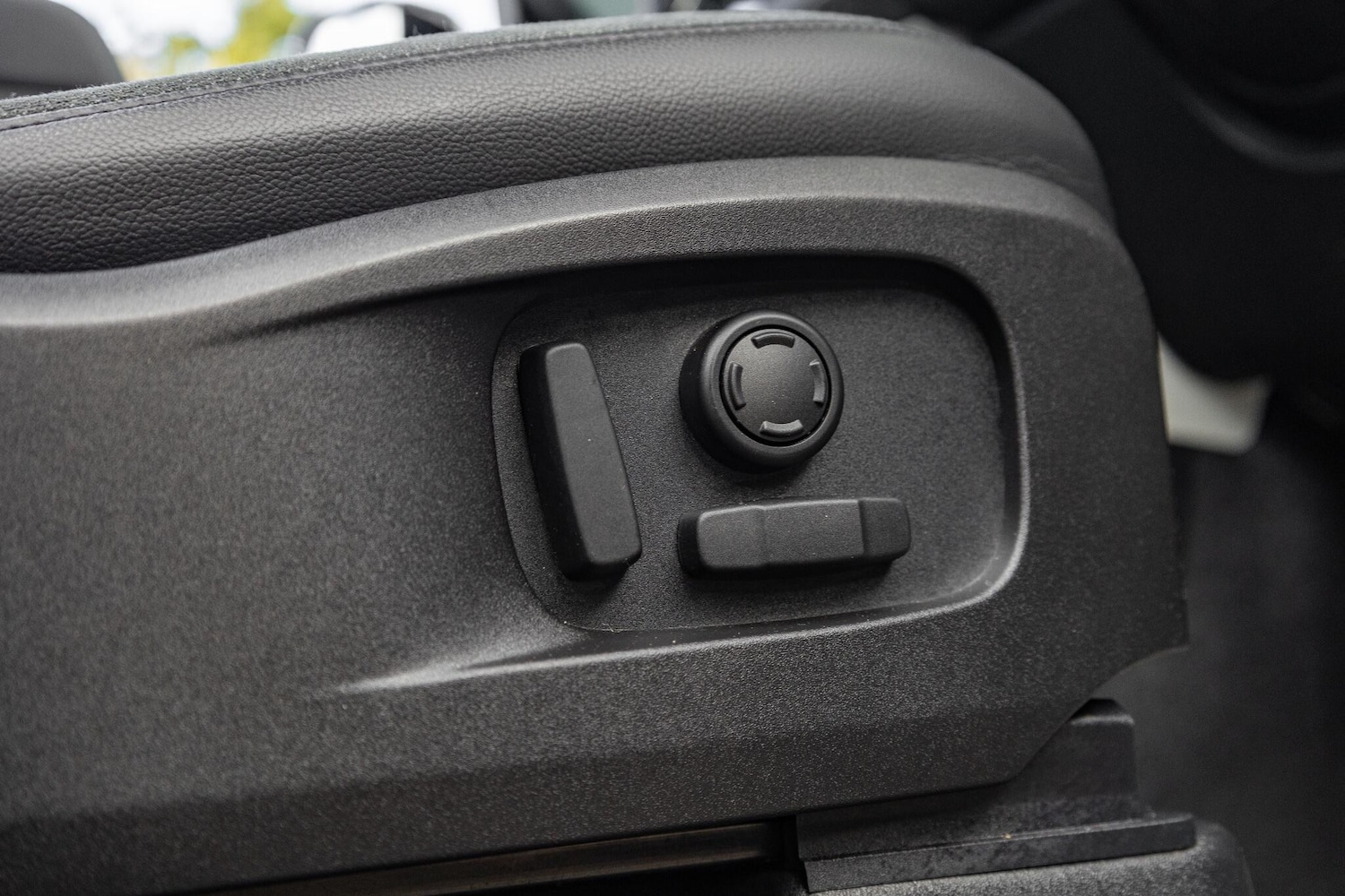 Used Land Rover Defender 110 2020 for sale - 76388223: Photo 27