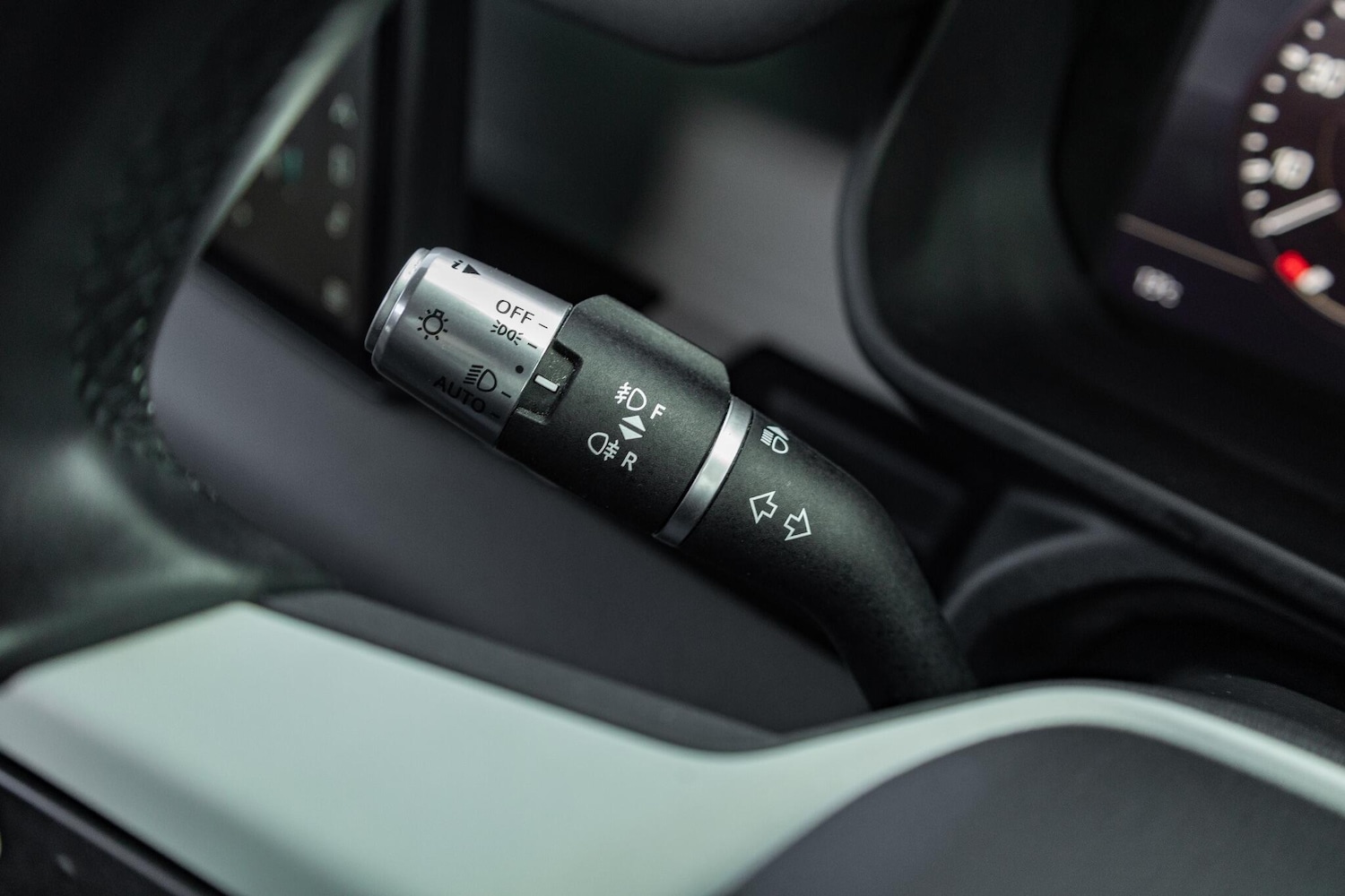 Used Land Rover Defender 110 2020 for sale - 76388223: Photo 33