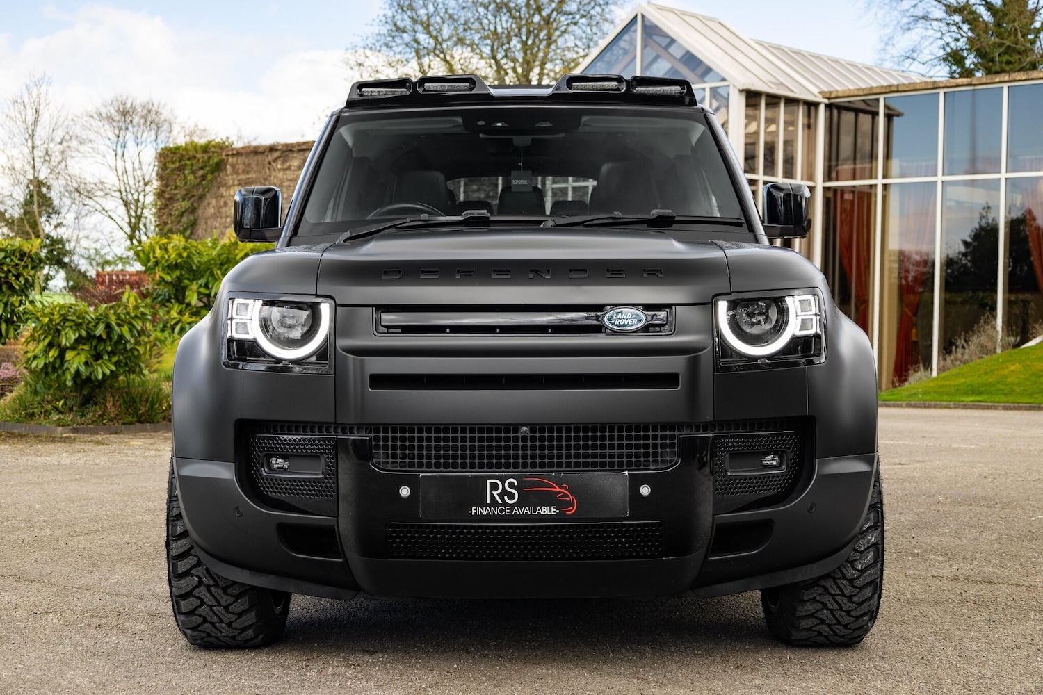 Used Land Rover Defender 110 2020 for sale - 76388223: Photo 4