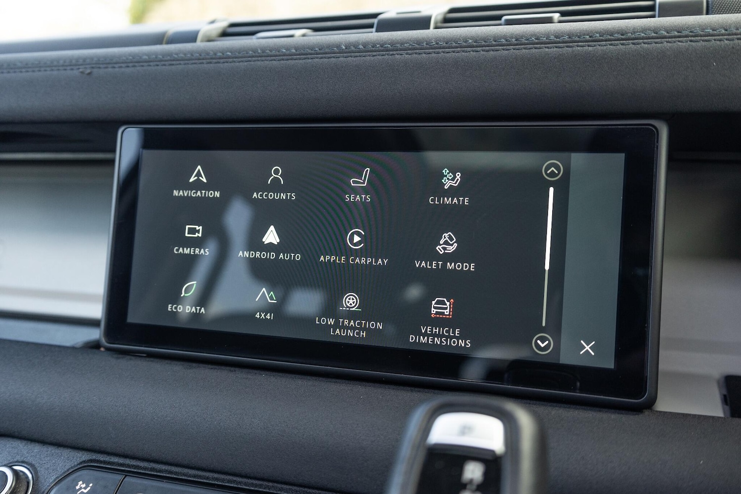 Used Land Rover Defender 110 2020 for sale - 76388223: Photo 42