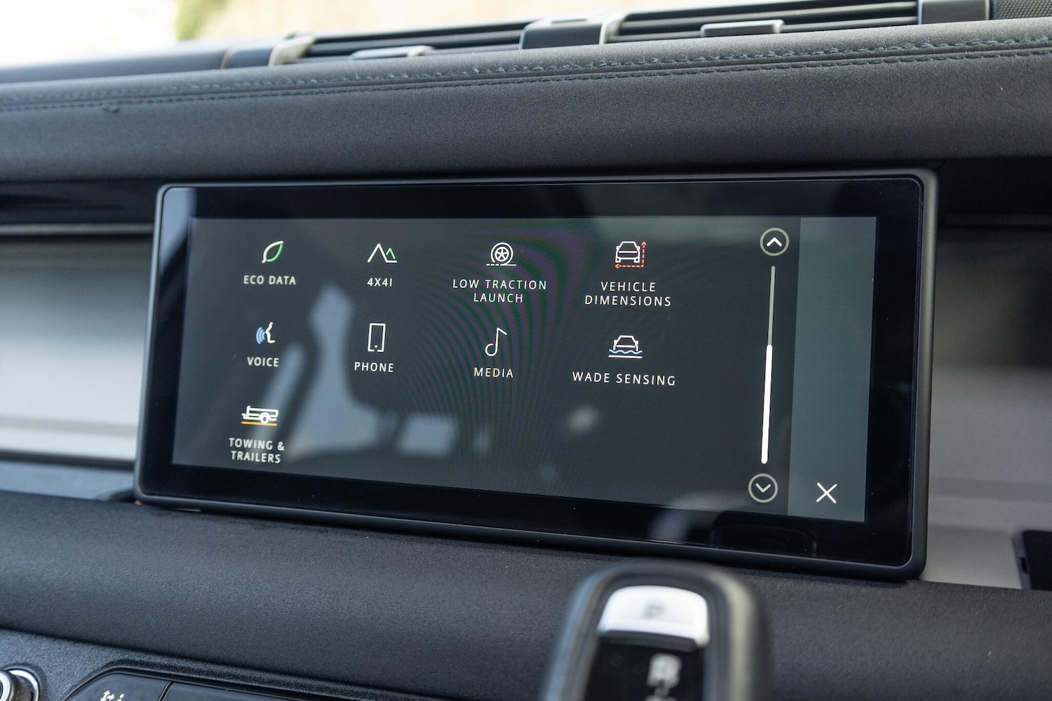 Used Land Rover Defender 110 2020 for sale - 76388223: Photo 43