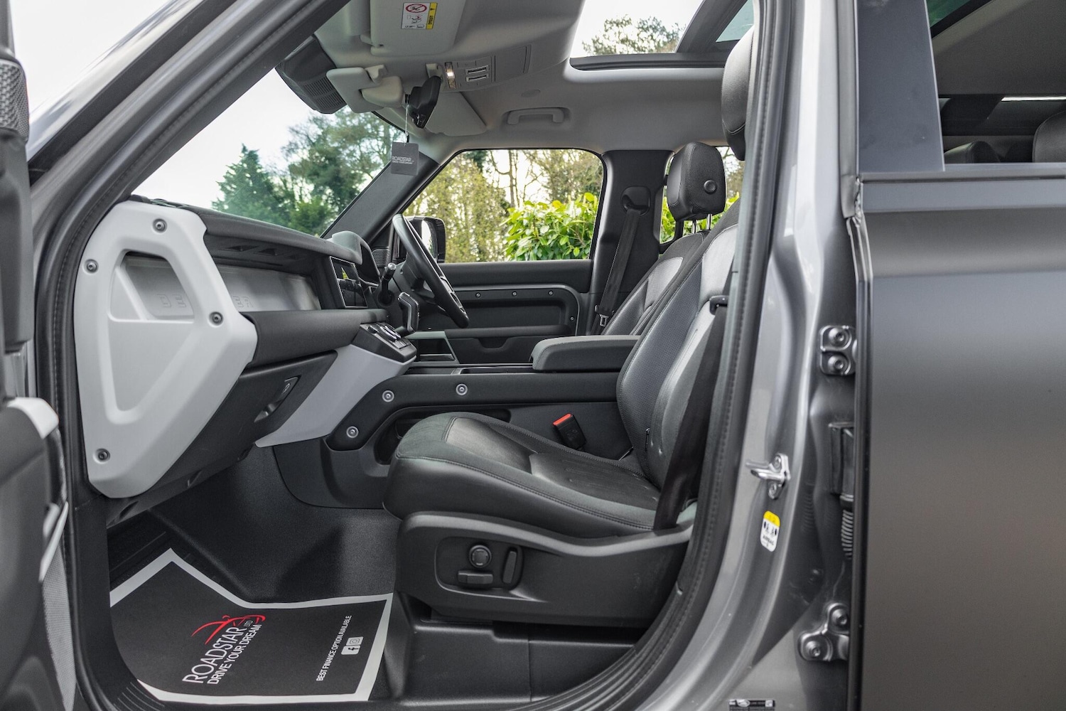 Used Land Rover Defender 110 2020 for sale - 76388223: Photo 47