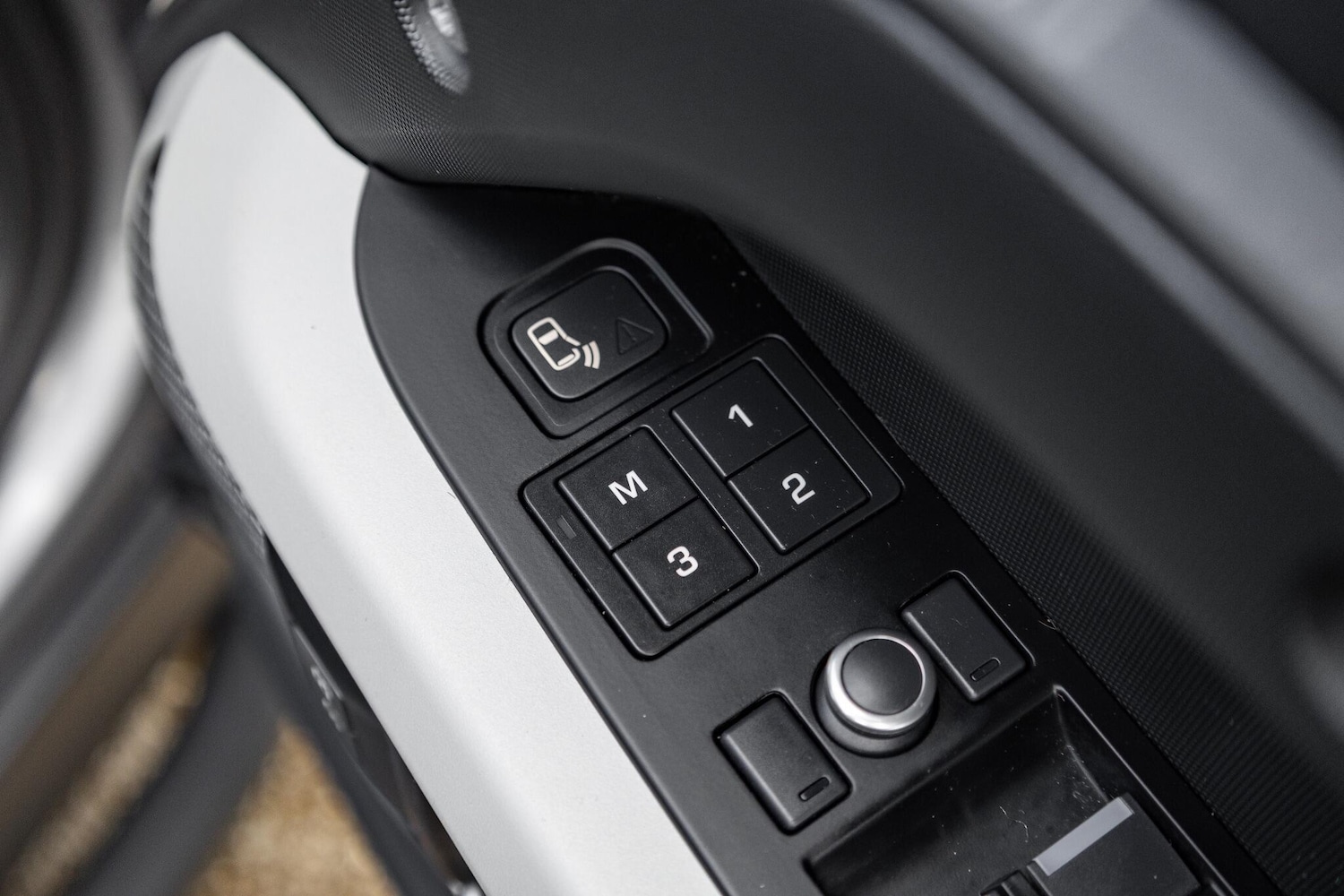 Used Land Rover Defender 110 2020 for sale - 76388223: Photo 6