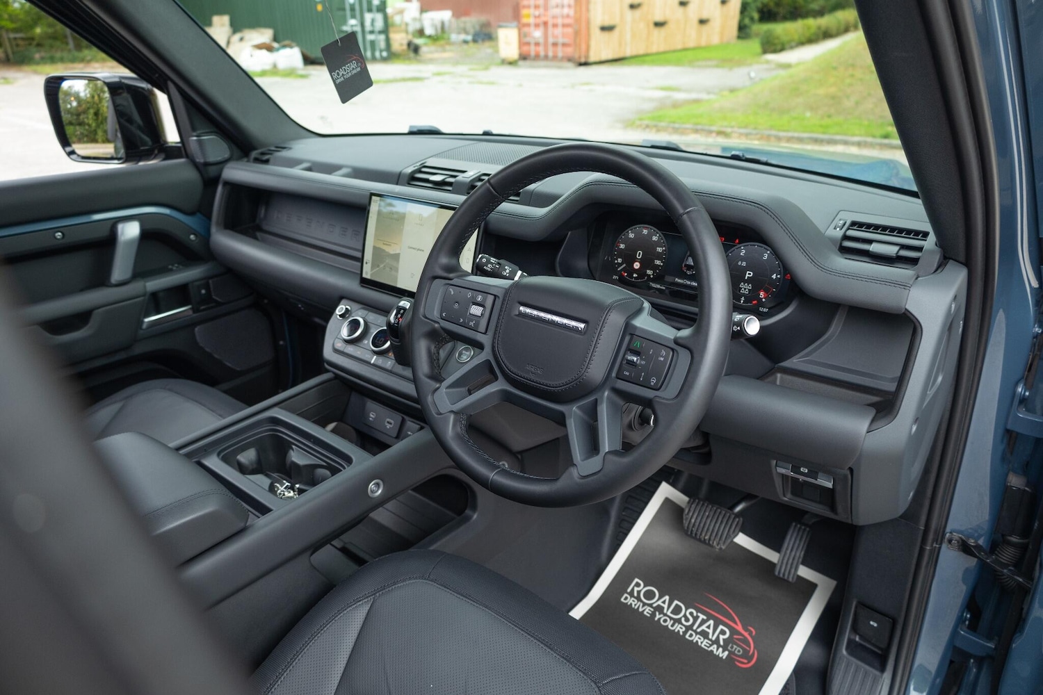 Used Land Rover Defender 2022 for sale - 76993818: Photo 10