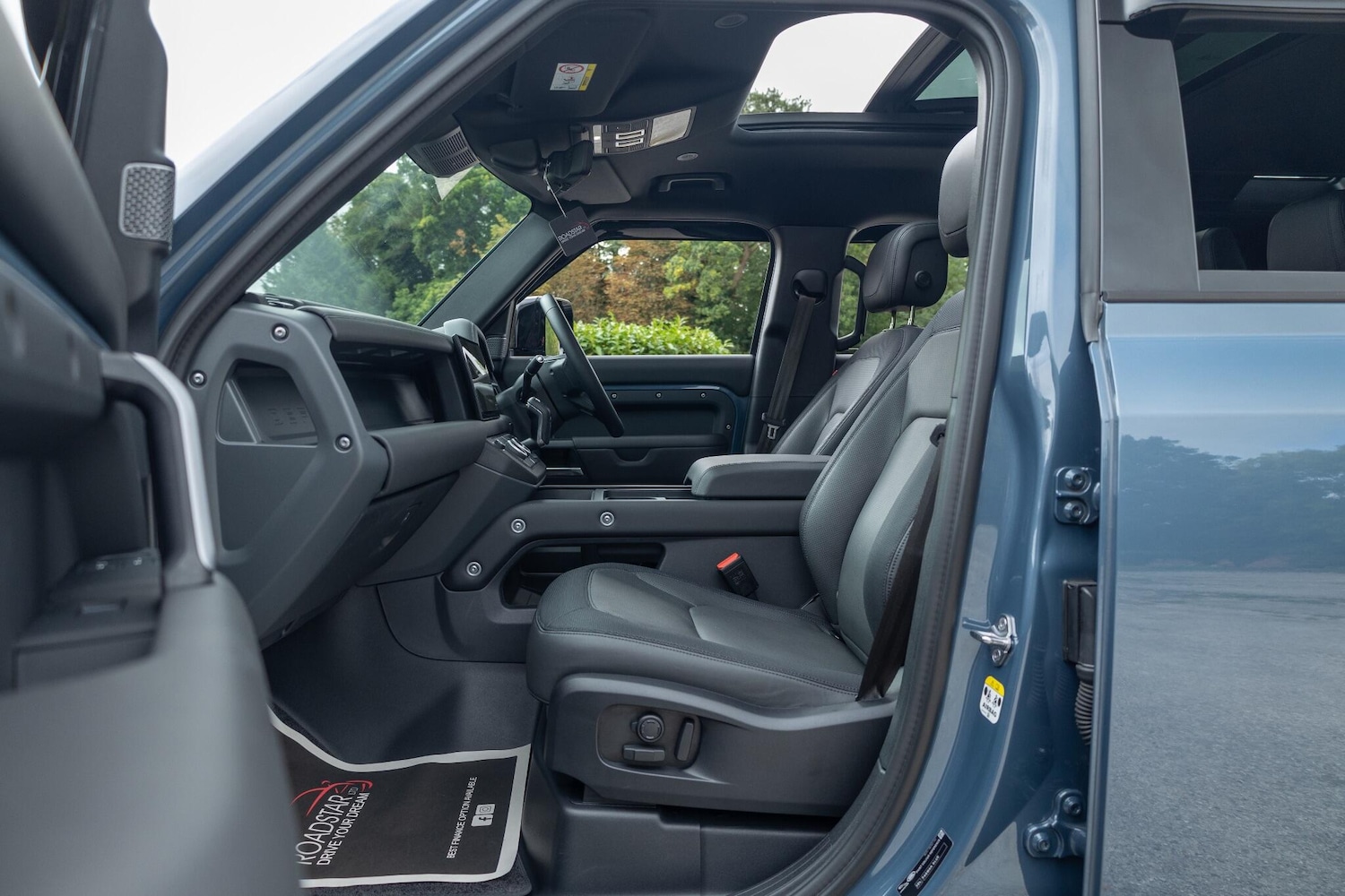 Used Land Rover Defender 2022 for sale - 76993818: Photo 36