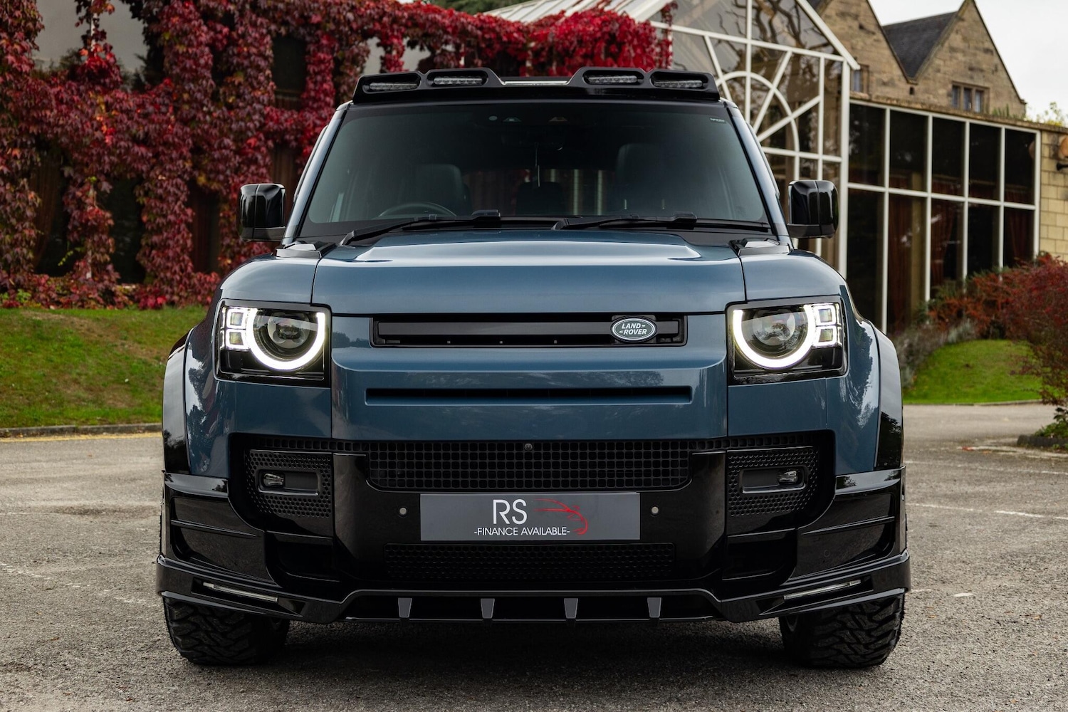 Used Land Rover Defender 2022 for sale - 76993818: Photo 4