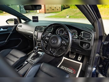 Used Volkswagen Golf 2017 for sale - 75377421: Photo