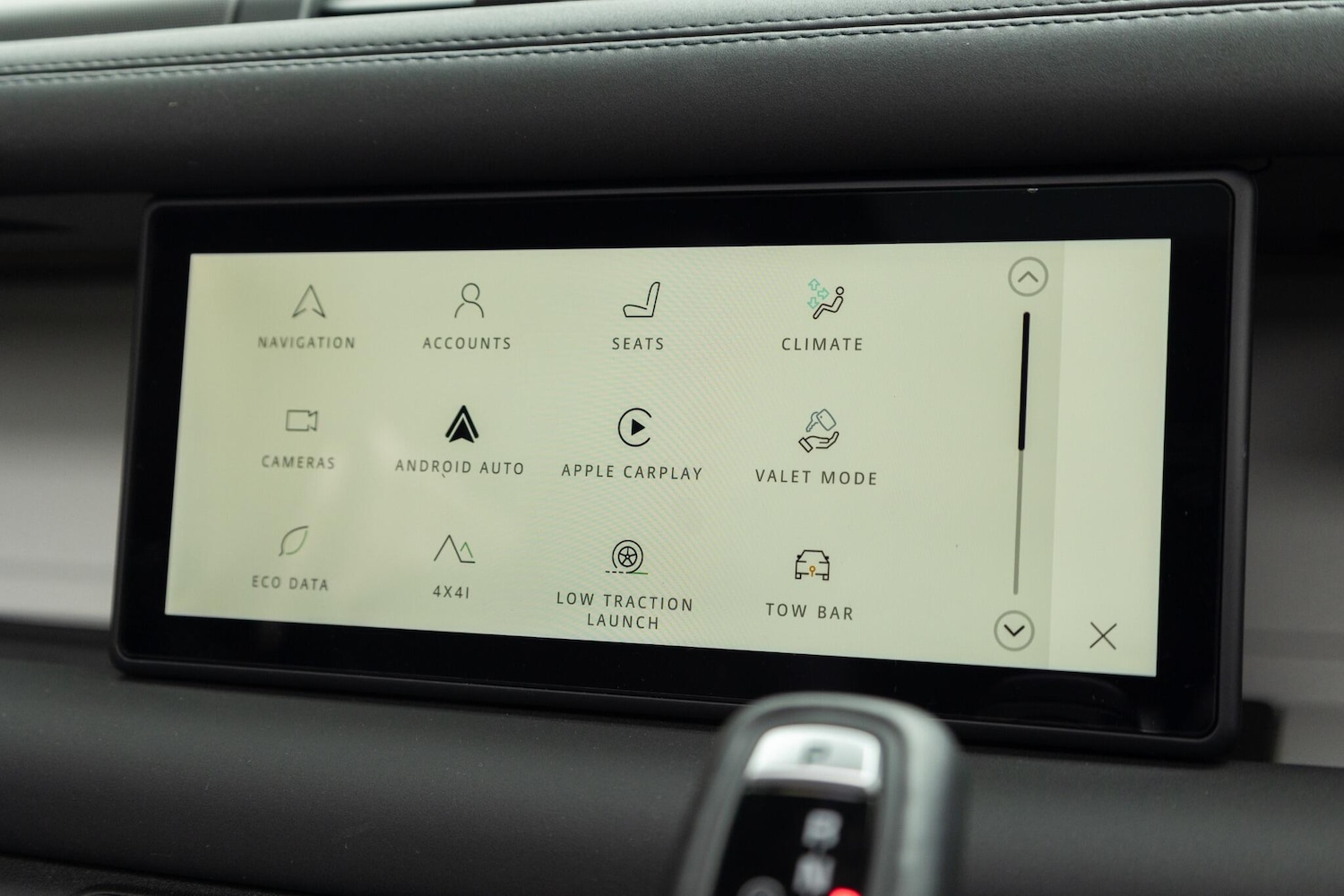 Used Land Rover Defender 2023 for sale - 76993044: Photo 30