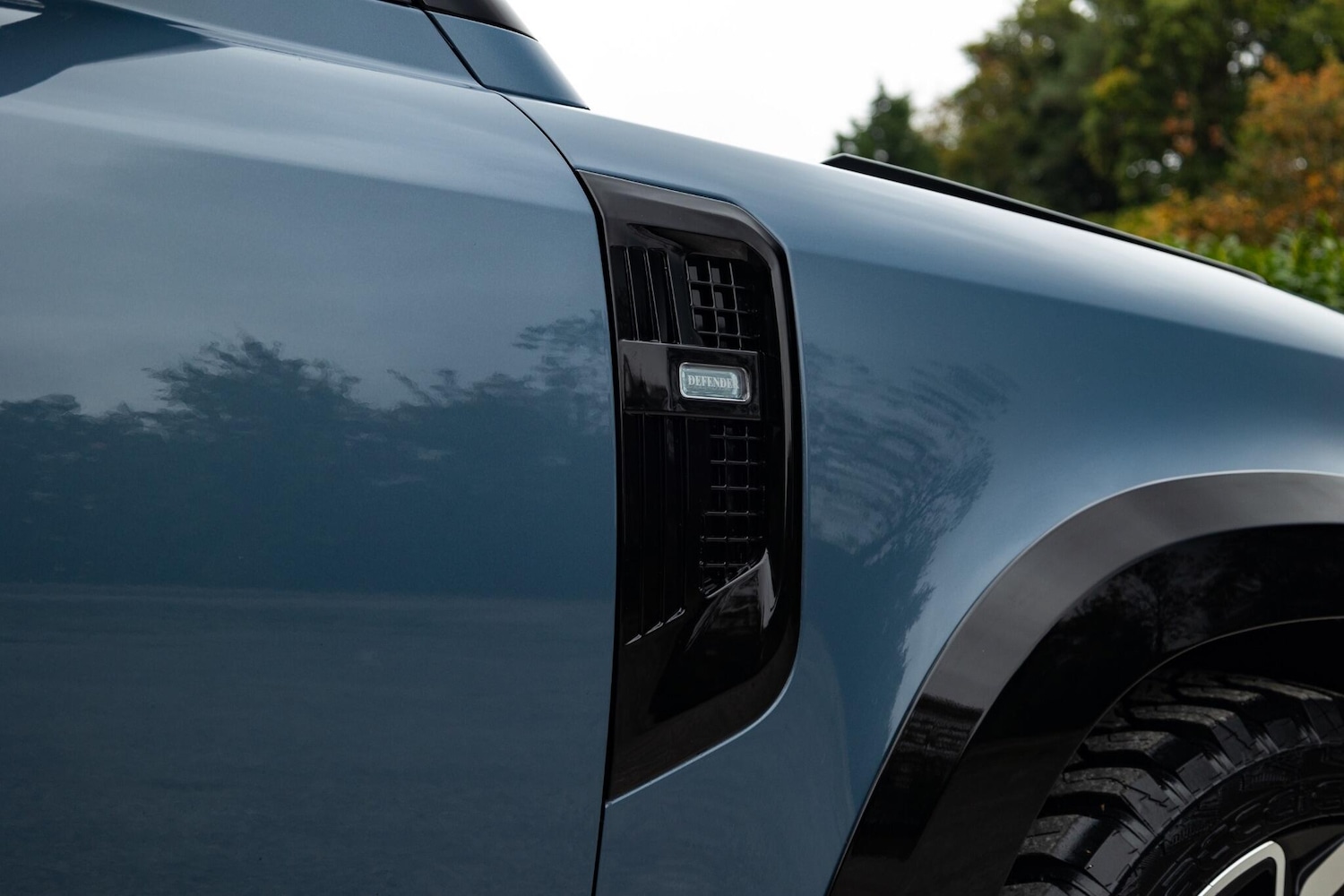 Used Land Rover Defender 2023 for sale - 76993044: Photo 44