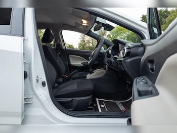 Used Nissan Micra 2019 for sale - 76109815: Photo 2
