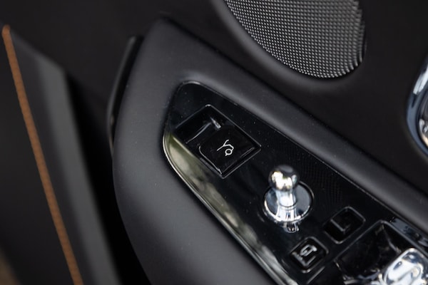 Used Rolls-Royce Cullinan 2023 for sale - 75247430: Photo 23