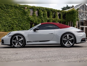Used Porsche 911 2025 for sale - 79202194: Photo
