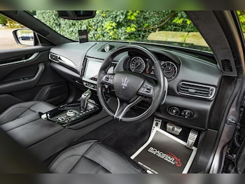 Used Maserati Levante 2021 for sale - 76200117: Photo 3