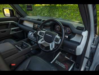 Used Land Rover Defender 110 2021 for sale - 74534695: Photo