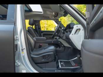 Used Land Rover Defender 110 2021 for sale - 74534695: Photo
