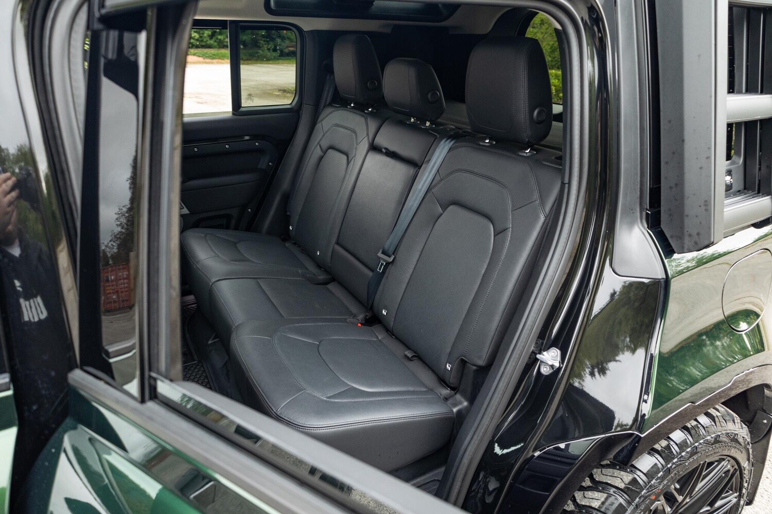 Used Land Rover Defender 2023 for sale - 77784115: Photo 13