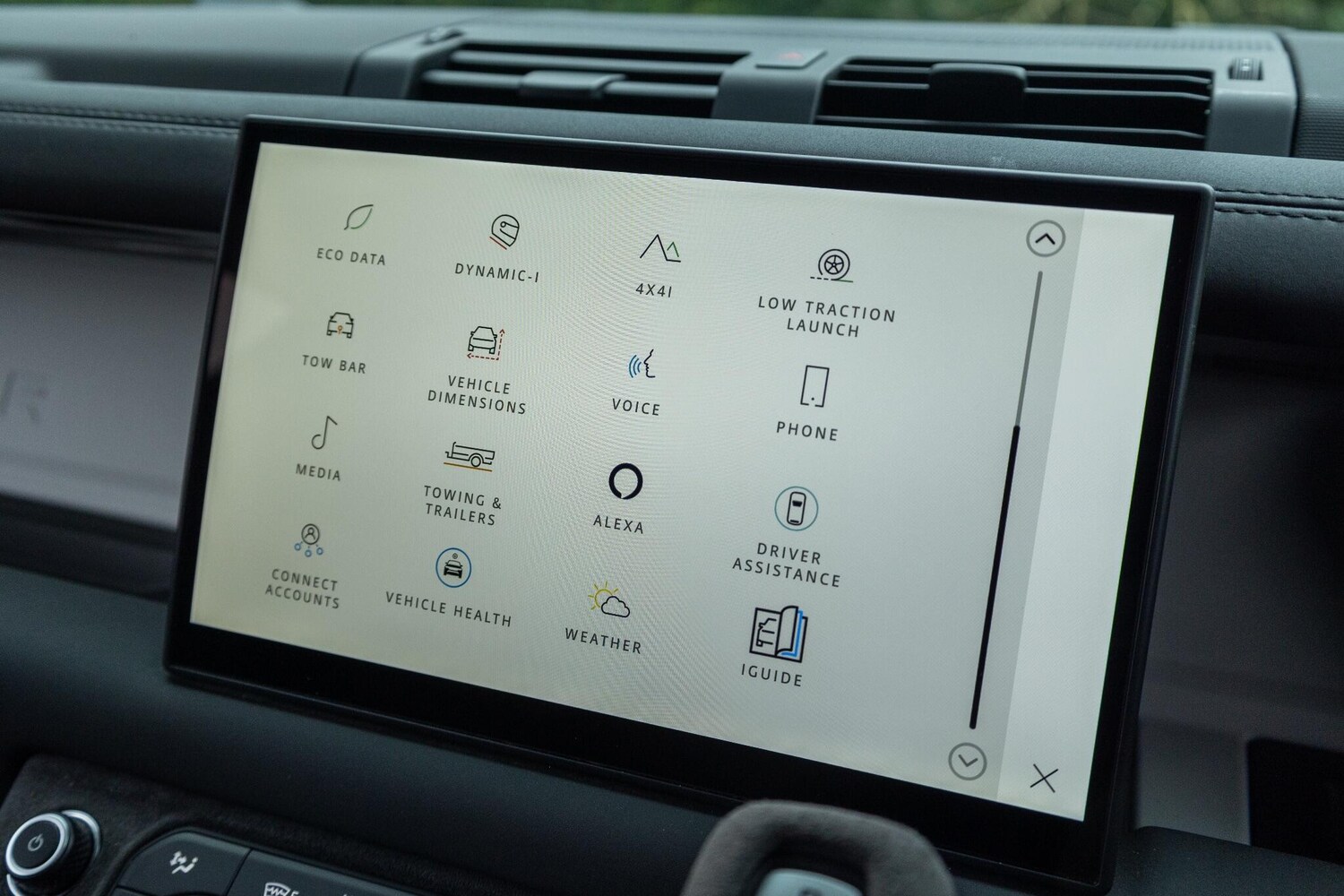 Used Land Rover Defender 2023 for sale - 77784115: Photo 43