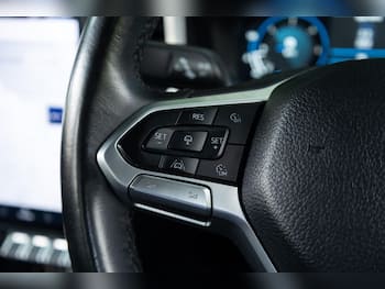 Used Volkswagen Amarok 2025 for sale - 79635395: Photo