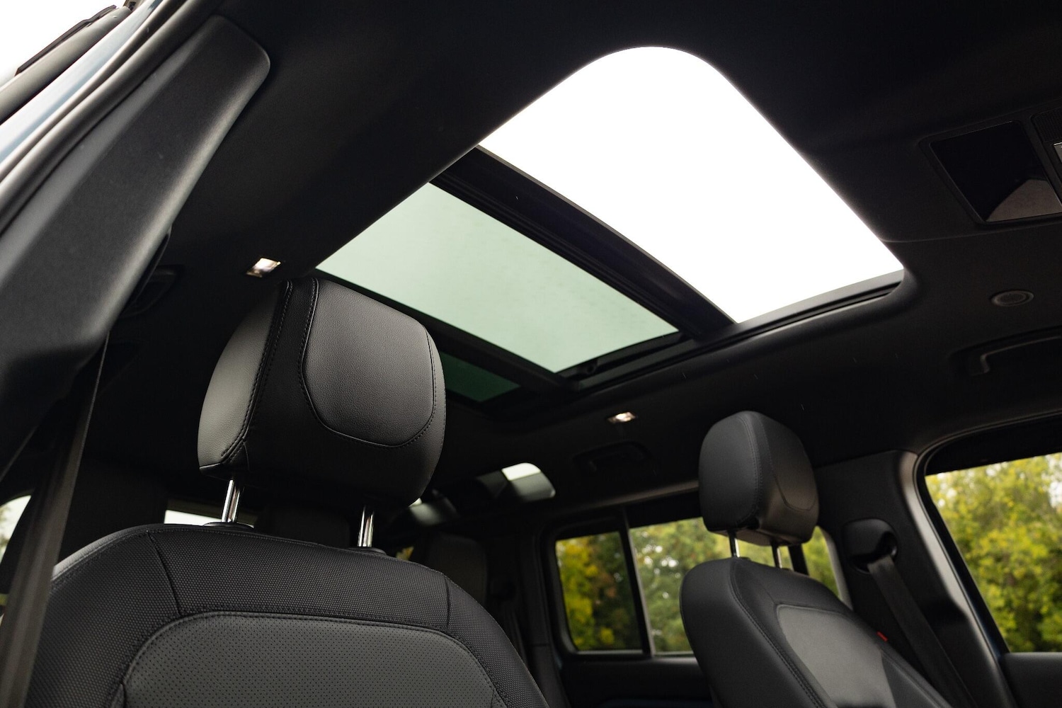 Used Land Rover Defender 110 2024 for sale - 77144367: Photo 18