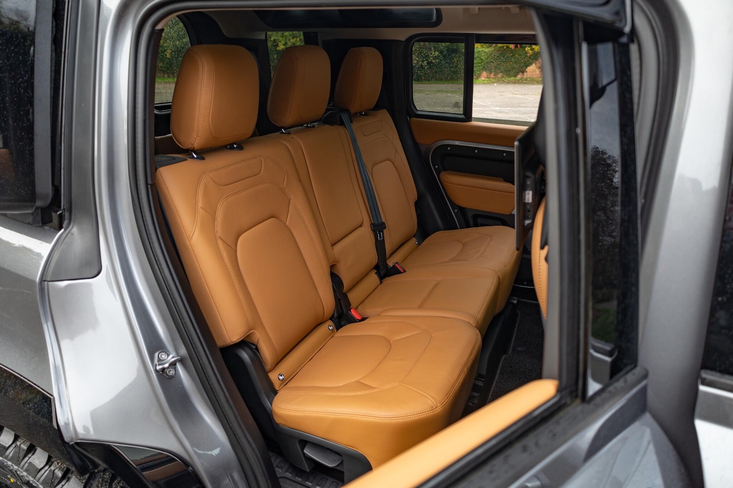 Used Land Rover Defender 110 for sale - 76825179: Photo 16