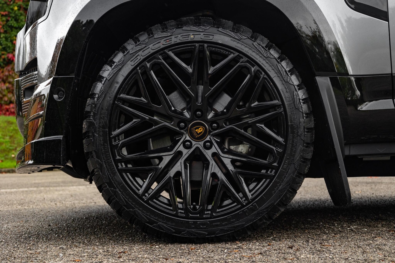 Used Land Rover Defender 110 for sale - 76825179: Photo 31