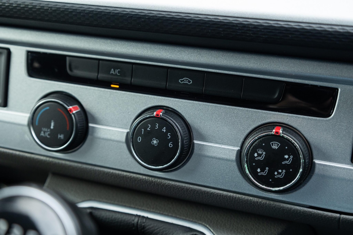 Used Volkswagen Transporter 2020 for sale - 76993659: Photo 81