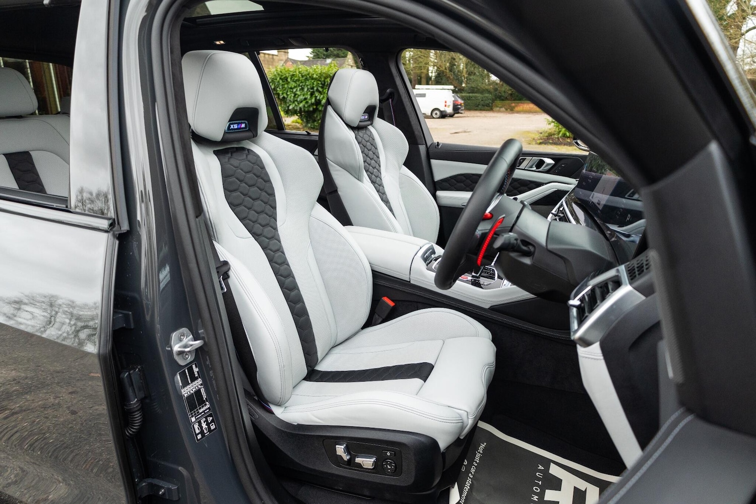 Used BMW X5 M 2025 for sale - 77155636: Photo 12