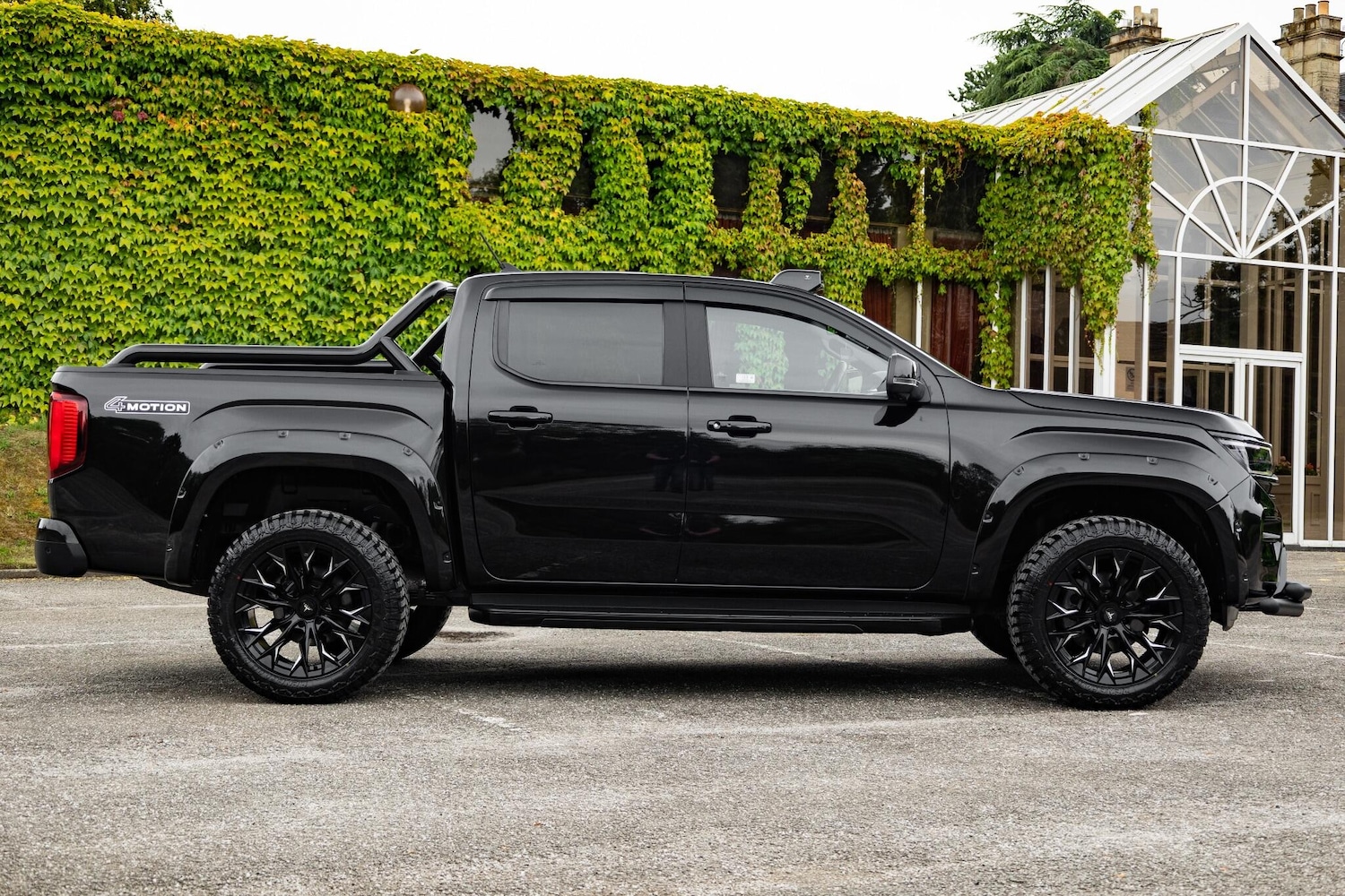 Used Volkswagen Amarok 2024 for sale - 76759366: Photo 21