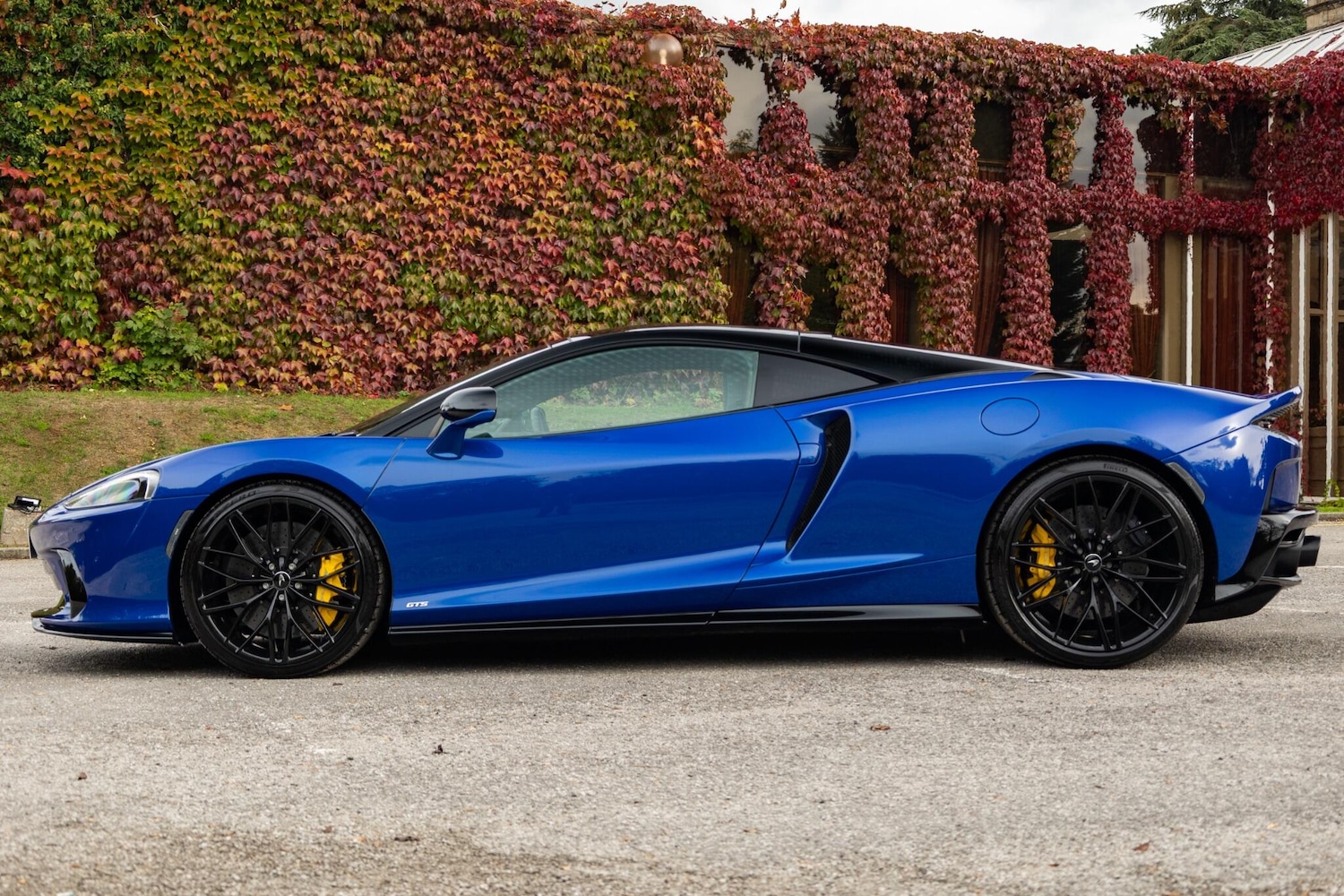 Used McLaren GT 2025 for sale - 76997500: Photo 14