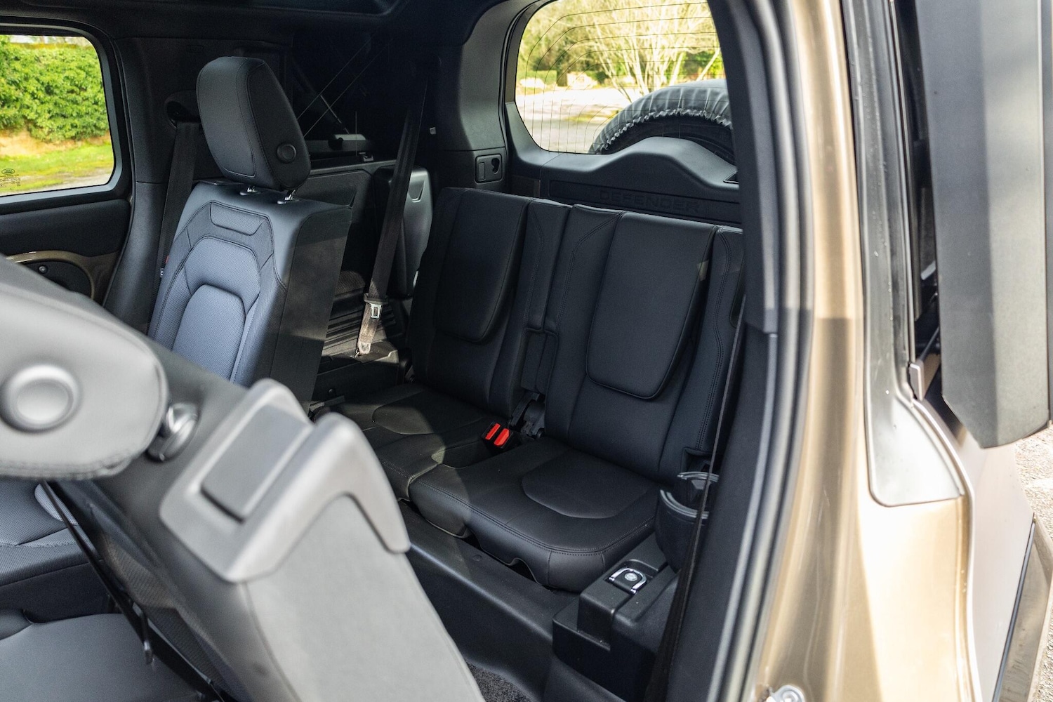 Used Land Rover Defender 110 2023 for sale - 77454701: Photo 10