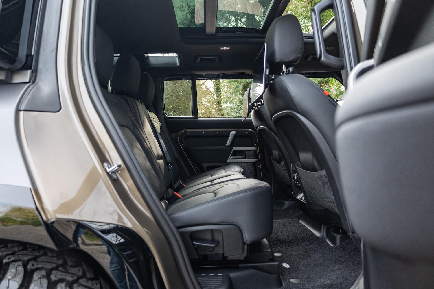 Used Land Rover Defender 110 2023 for sale - 77454701: Photo 13