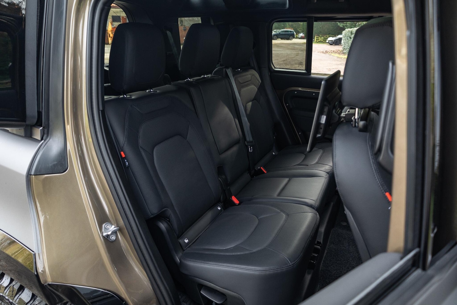 Used Land Rover Defender 110 2023 for sale - 77454701: Photo 15