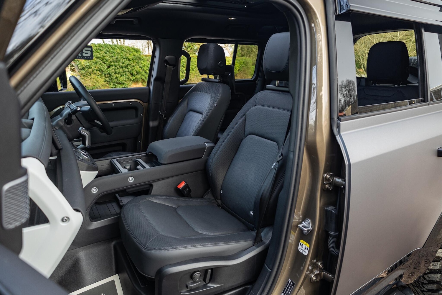 Used Land Rover Defender 110 2023 for sale - 77454701: Photo 49