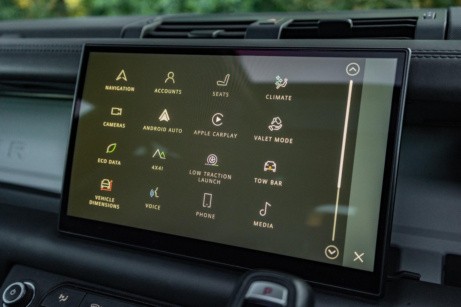 Used Land Rover Defender 110 for sale - 77081543: Photo 22