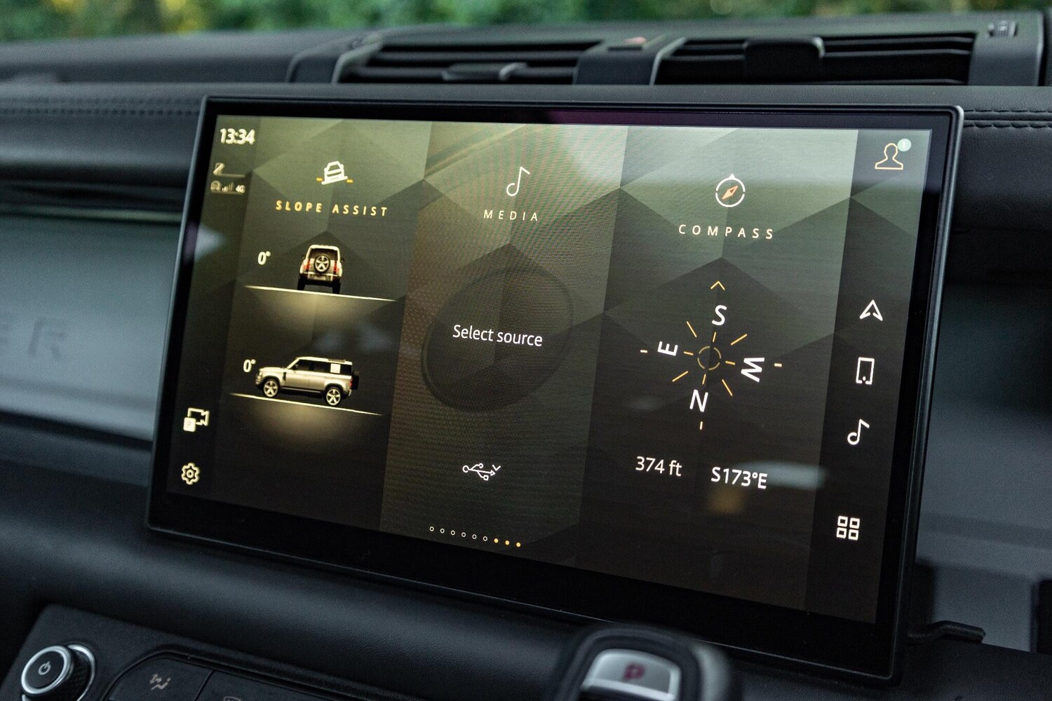 Used Land Rover Defender 110 for sale - 77081543: Photo 34