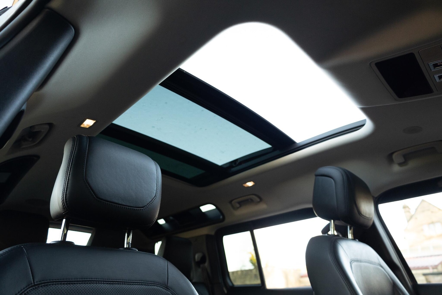 Used Land Rover Defender 110 for sale - 77081543: Photo 41