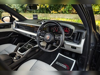 Used Porsche Cayenne 2023 for sale - 76991805: Photo