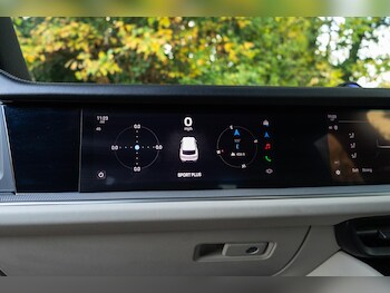 Used Porsche Cayenne 2023 for sale - 76991805: Photo