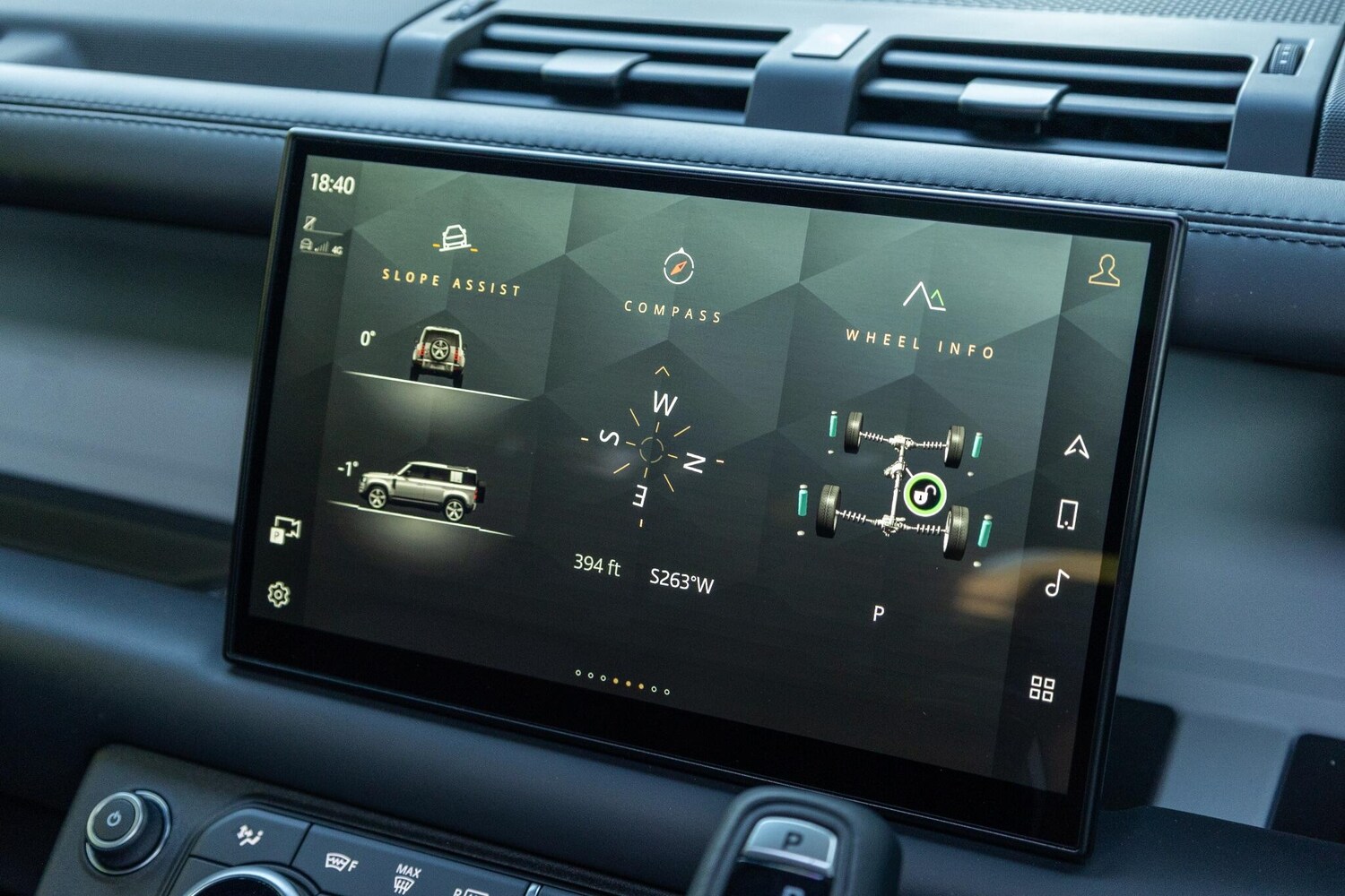 Used Land Rover Defender 2024 for sale - 76925997: Photo 25