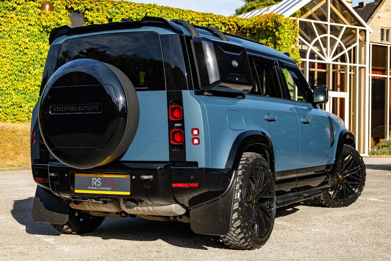 Used Land Rover Defender 2024 for sale - 76925997: Photo 26