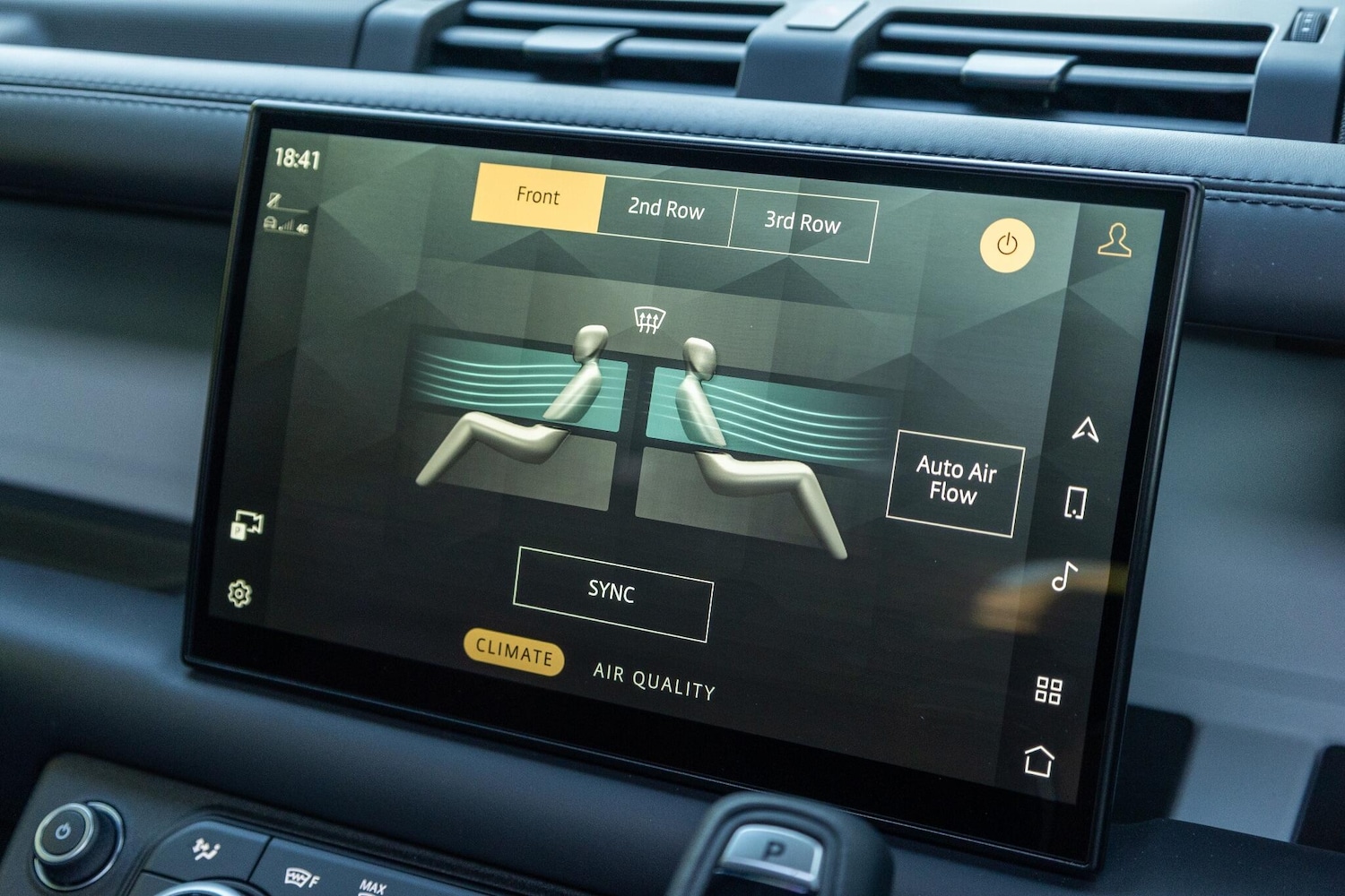 Used Land Rover Defender 2024 for sale - 76925997: Photo 37