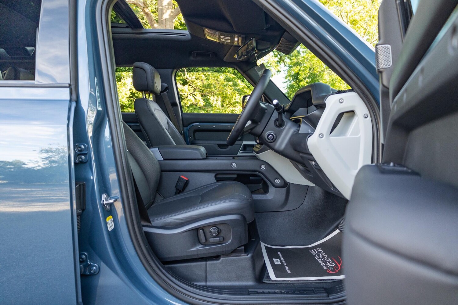 Used Land Rover Defender 2024 for sale - 76925997: Photo 41