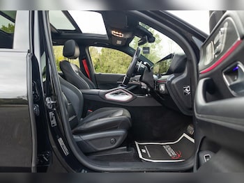 Used Mercedes-Benz GLE 2023 for sale - 77825023: Photo