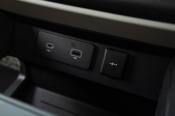 Used Land Rover Defender 2024 for sale - 76327081: Photo 27